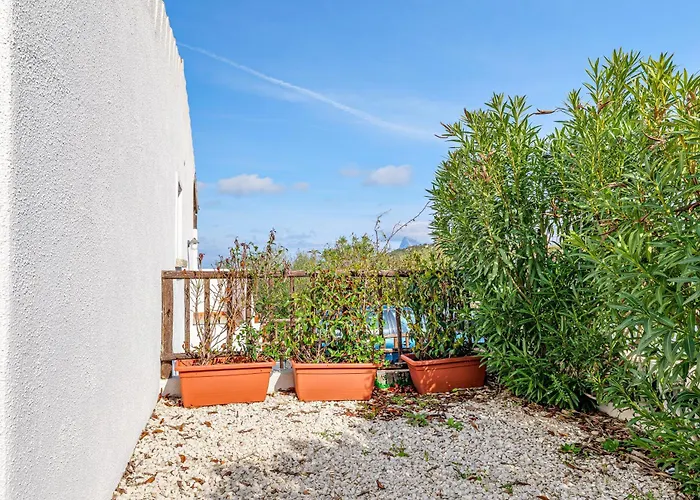 Appartamento Trilocale Con Vista Porto Taverna *