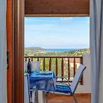 Trilocale Con Vista Porto Taverna