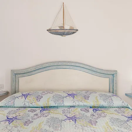 Trilocale Con Vista Porto Taverna