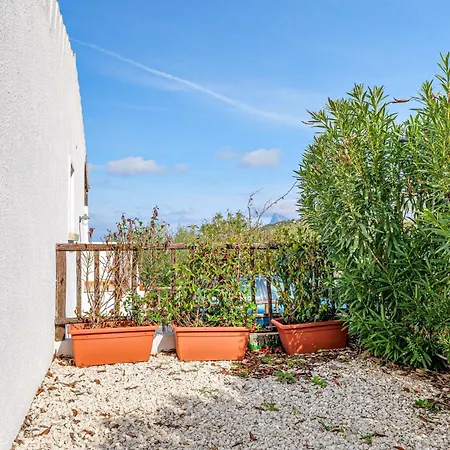 Trilocale Con Vista Porto Taverna * 몬테 페트로수