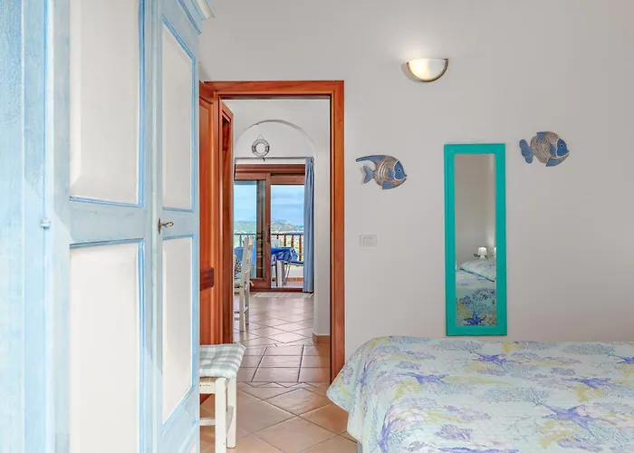 公寓 Trilocale Con Vista Porto Taverna 蒙特佩特罗素
