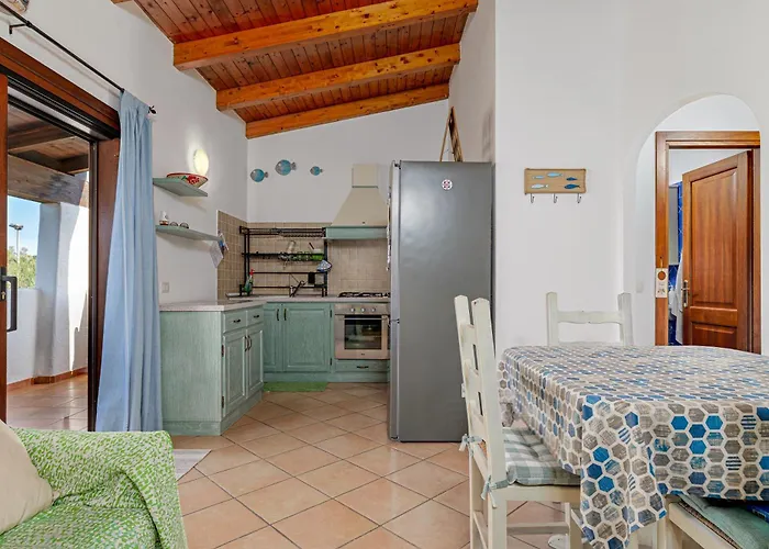 公寓 Trilocale Con Vista Porto Taverna 蒙特佩特罗素